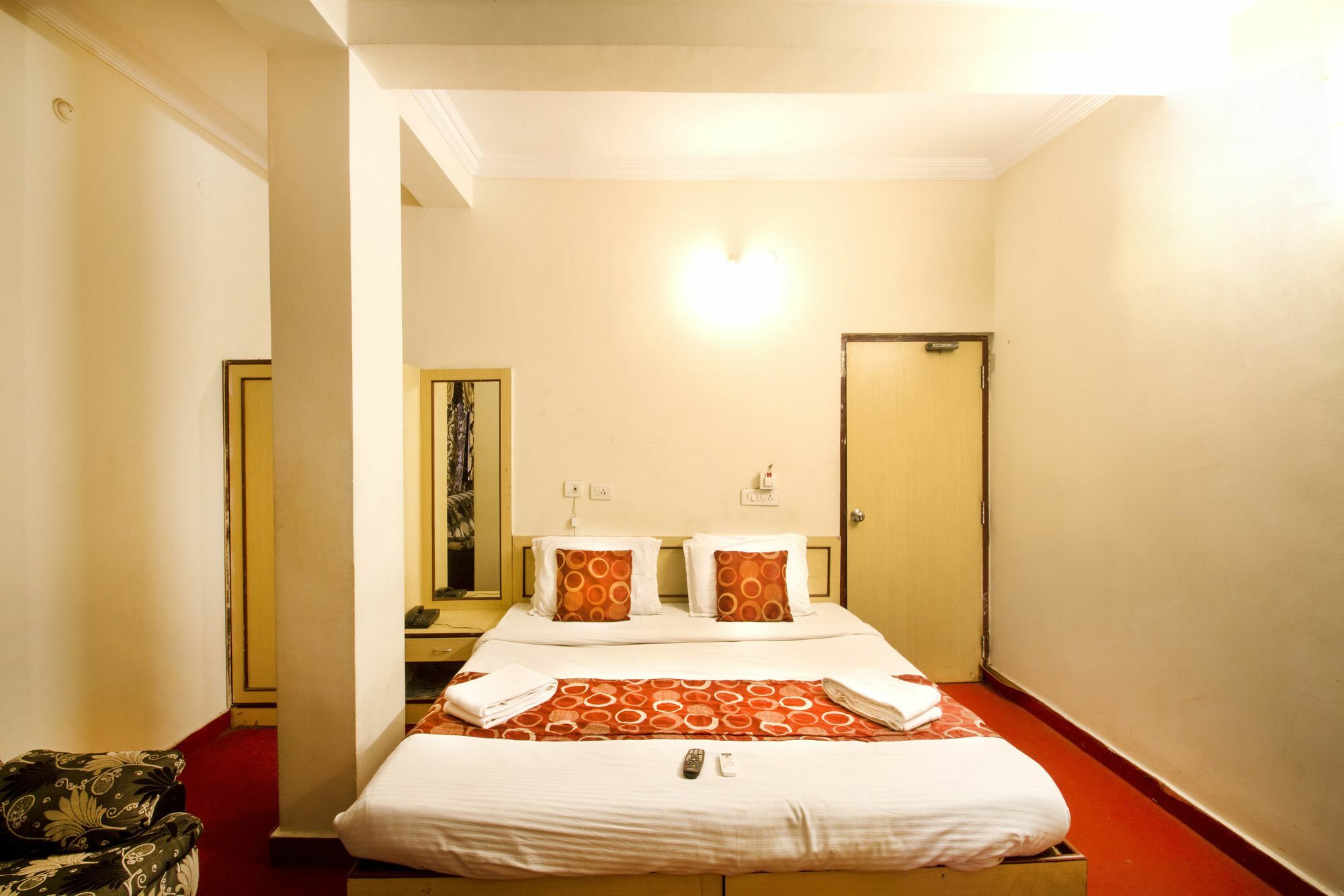 R - Residency 2* Hyderabad