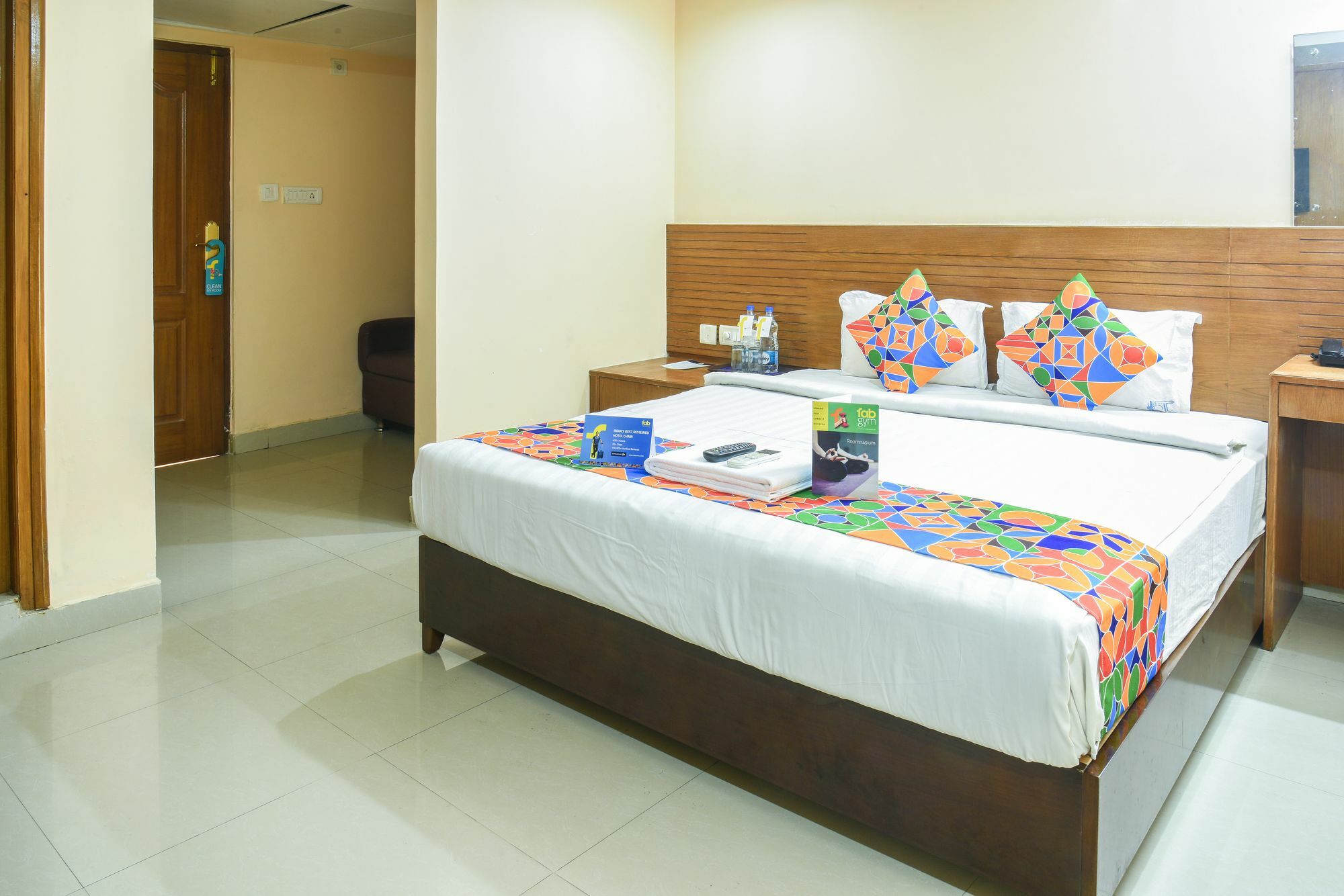 Hotel Fabexpress Deccan Heritage