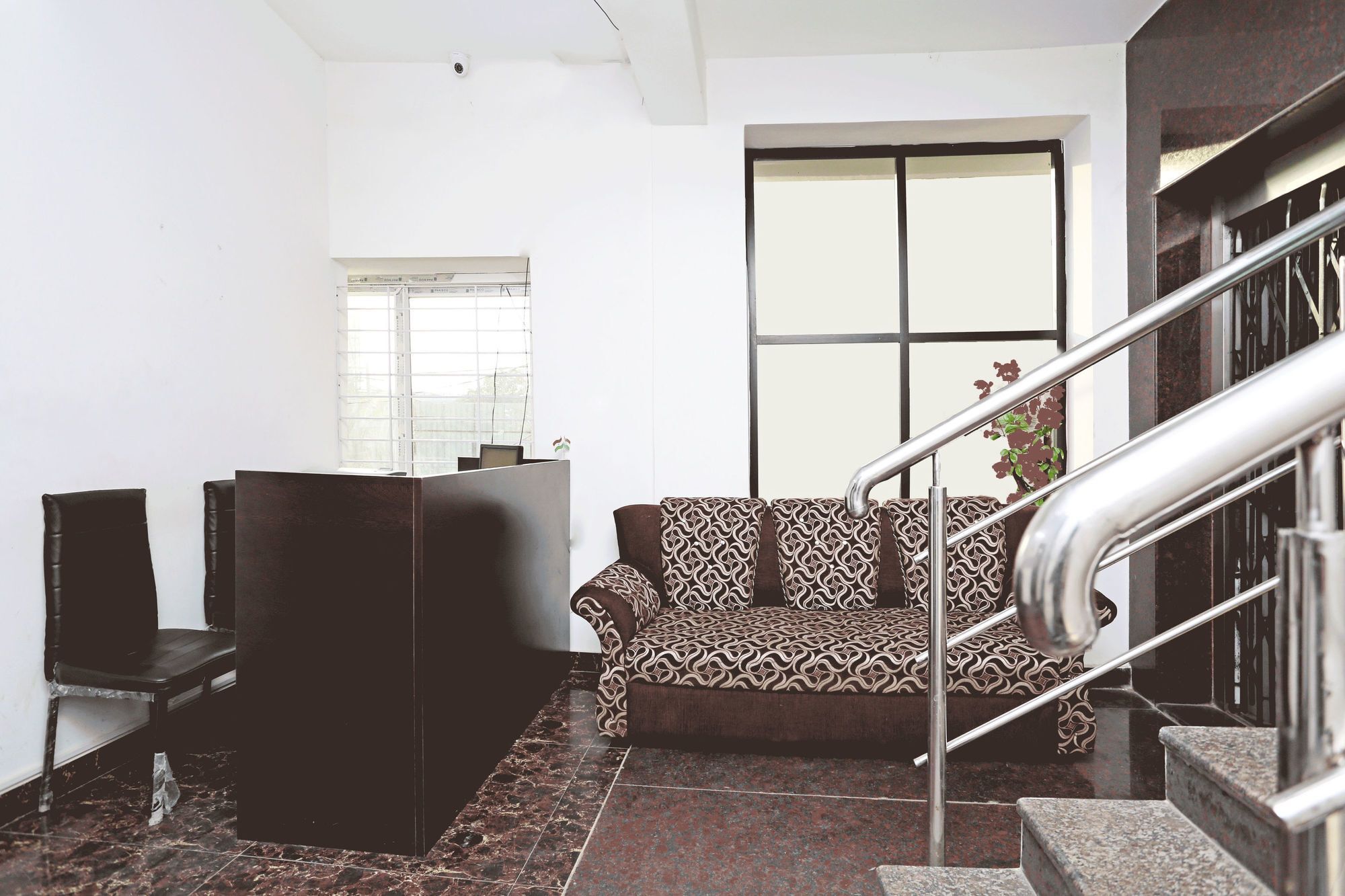 Oyo 9004 S V Residency Hotel