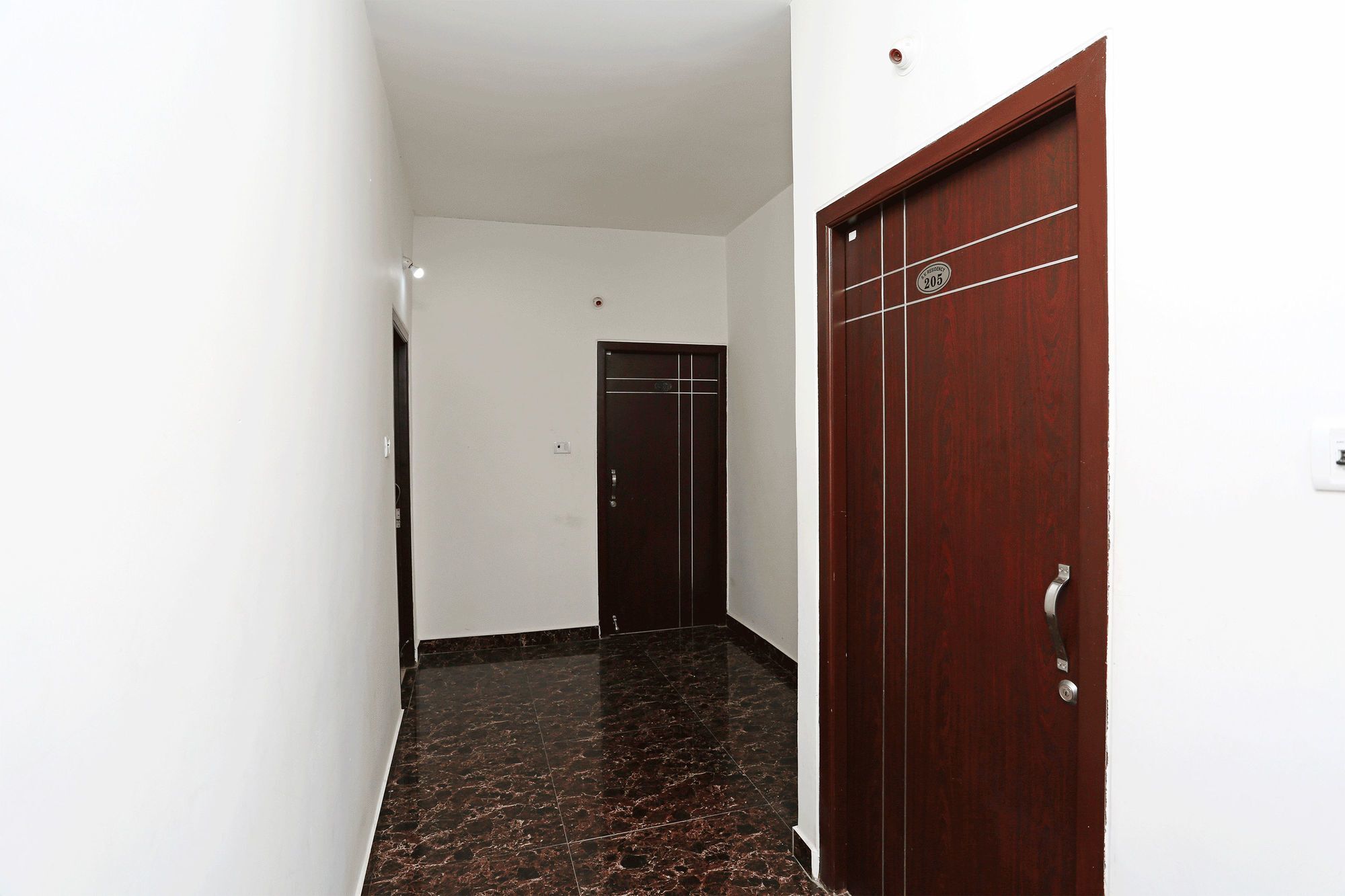Oyo 9004 S V Residency Hotel 2*