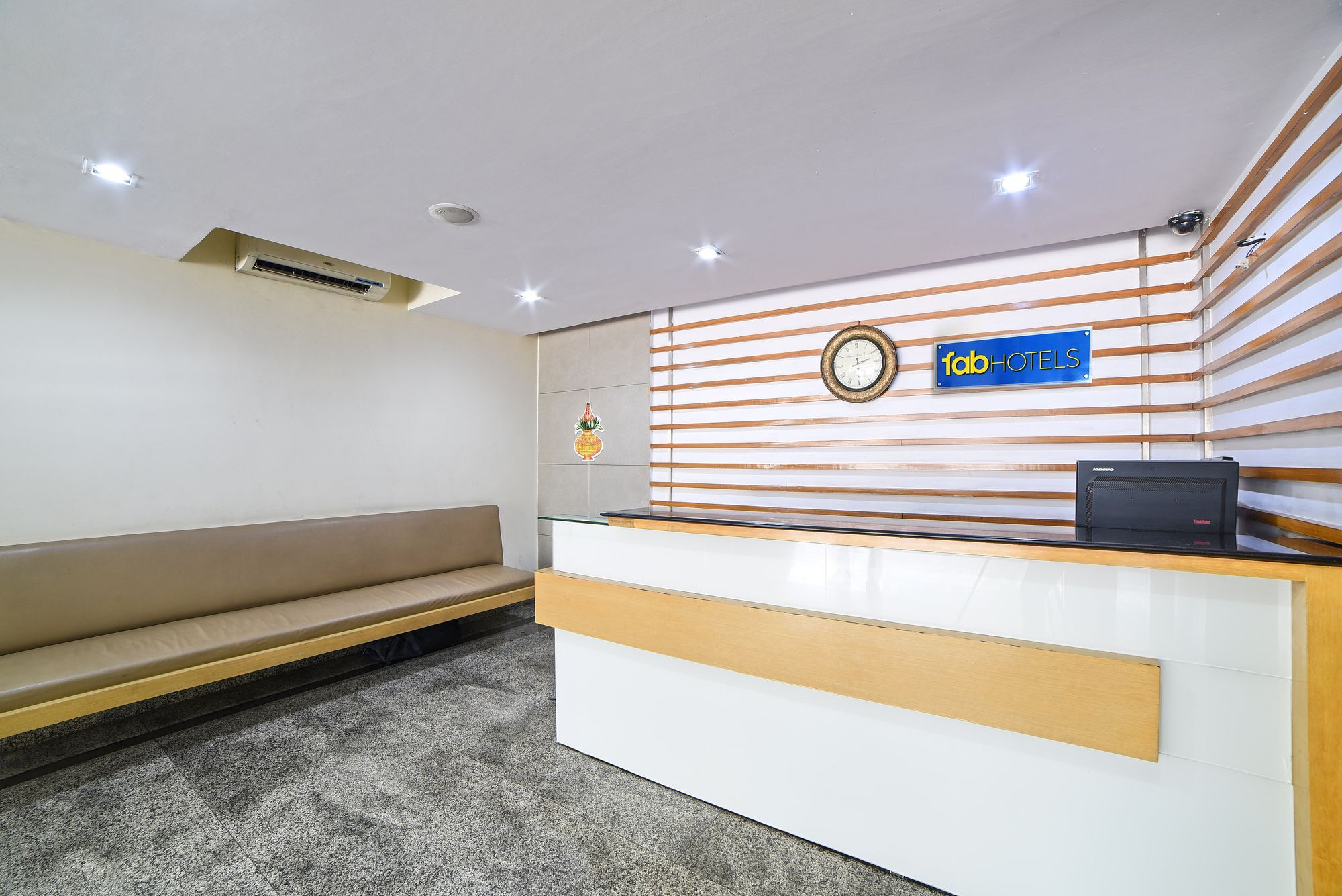 Fabhotel Vinflora Banjara Hills