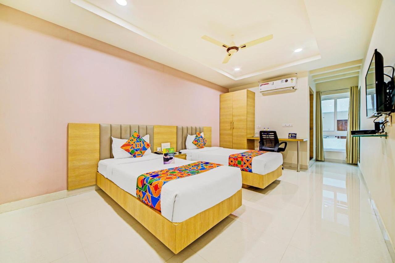 Fabhotel Prime Viraj - Gachibowli - Nr Isb 3* Hyderabad