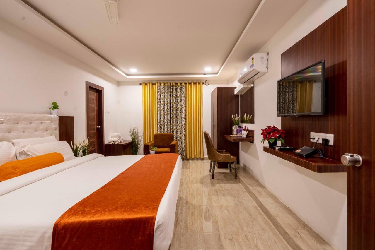 Rainbow Tower Shamshabad Airport Zone Hotel 4*