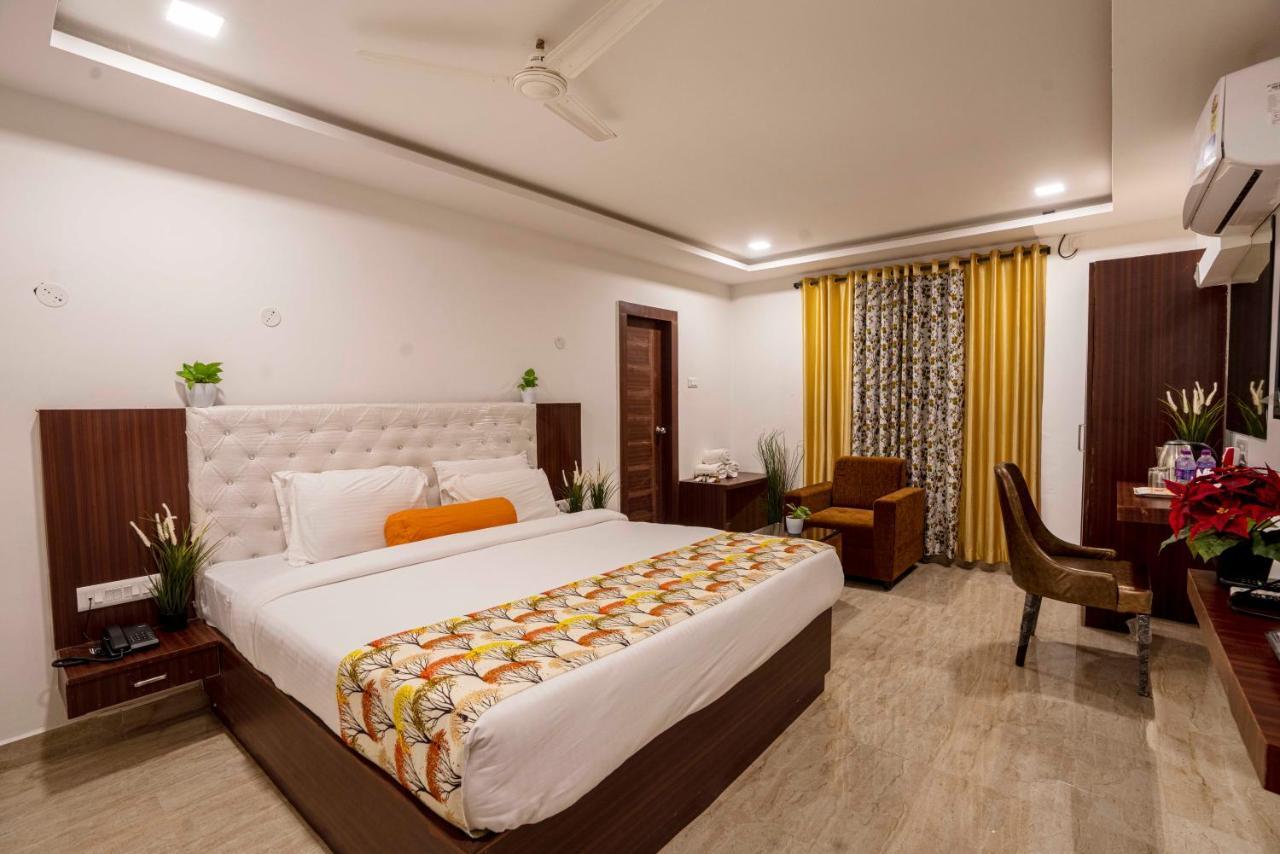 Rainbow Tower Shamshabad Airport Zone 4* Hyderabad